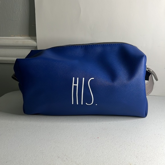 Rae Dunn toiletry bag for men - Picture 3 of 7